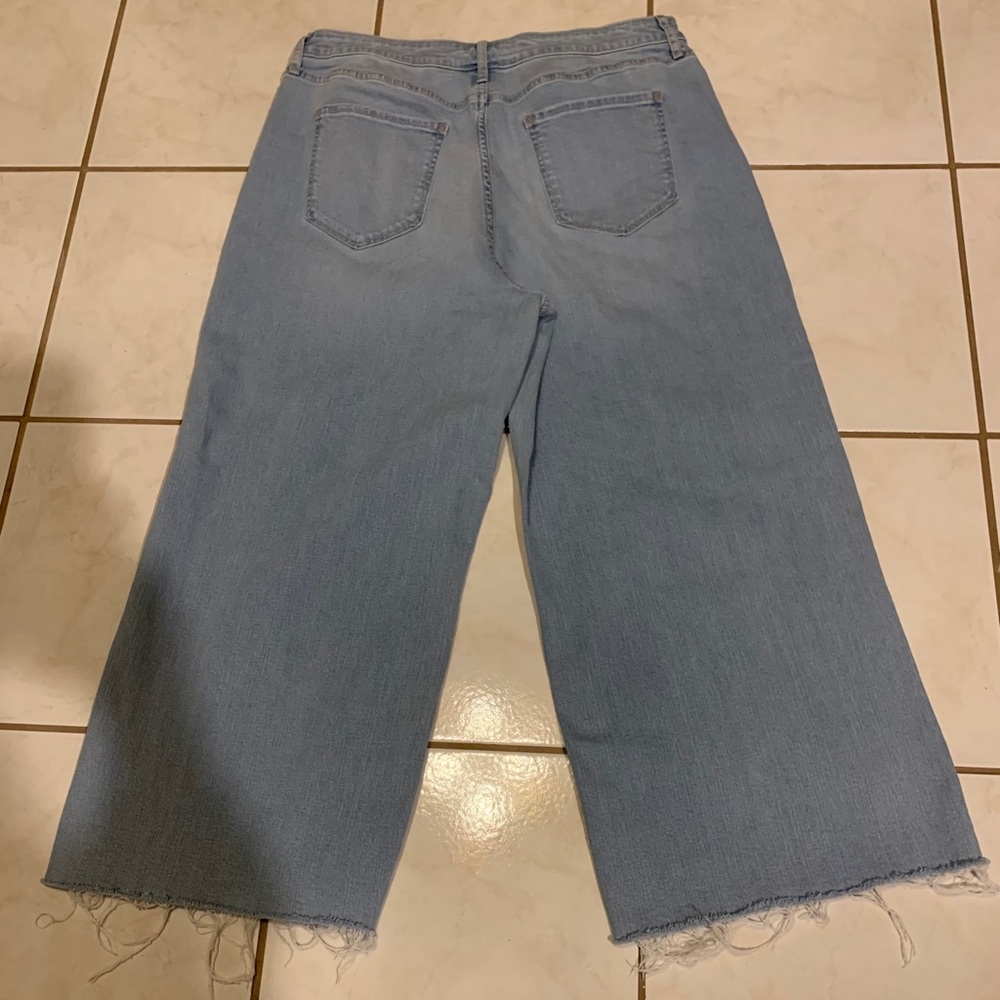 A.N.A Jeans